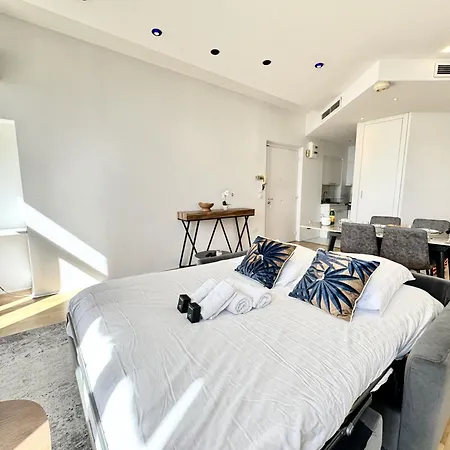 Appartamento Charmante Vue Carmela Cannes