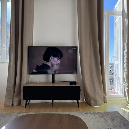 Charmante Vue Carmela アパート カンヌ